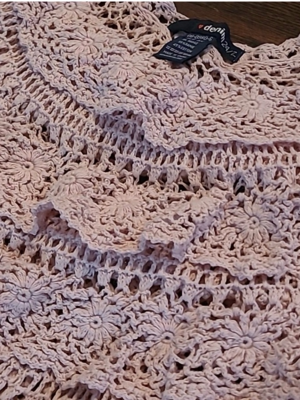 Denim&Co Pink Crochet Floral Lace Top - Picture 4 of 12